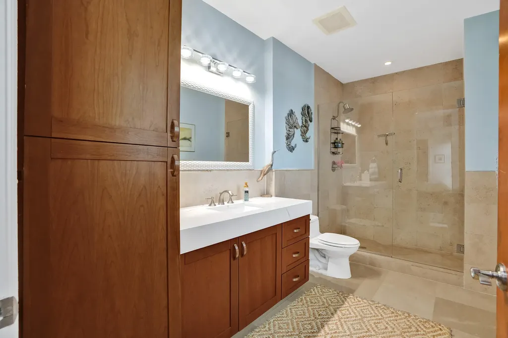 516 Hendricks Isle Fort Lauderdale FL 33301