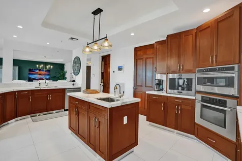 516 Hendricks Isle Fort Lauderdale FL 33301