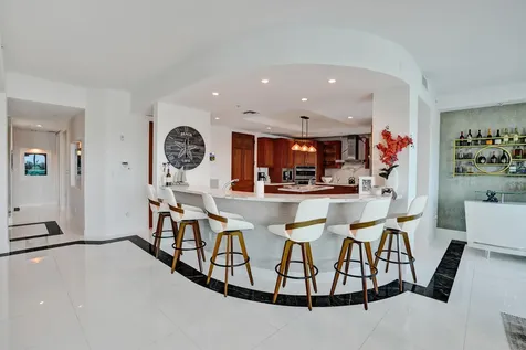 516 Hendricks Isle Fort Lauderdale FL 33301