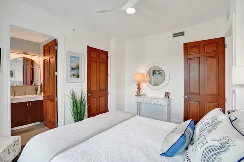 516 Hendricks Isle Fort Lauderdale FL 33301