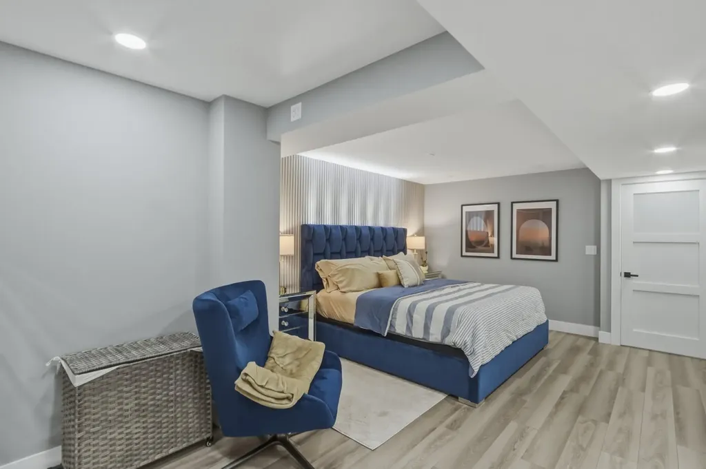 6039 Collins Avenue Miami Beach FL 33140