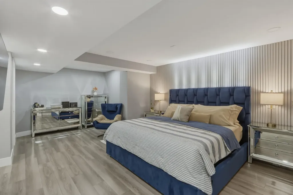 6039 Collins Avenue Miami Beach FL 33140