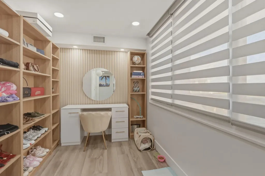 6039 Collins Avenue Miami Beach FL 33140