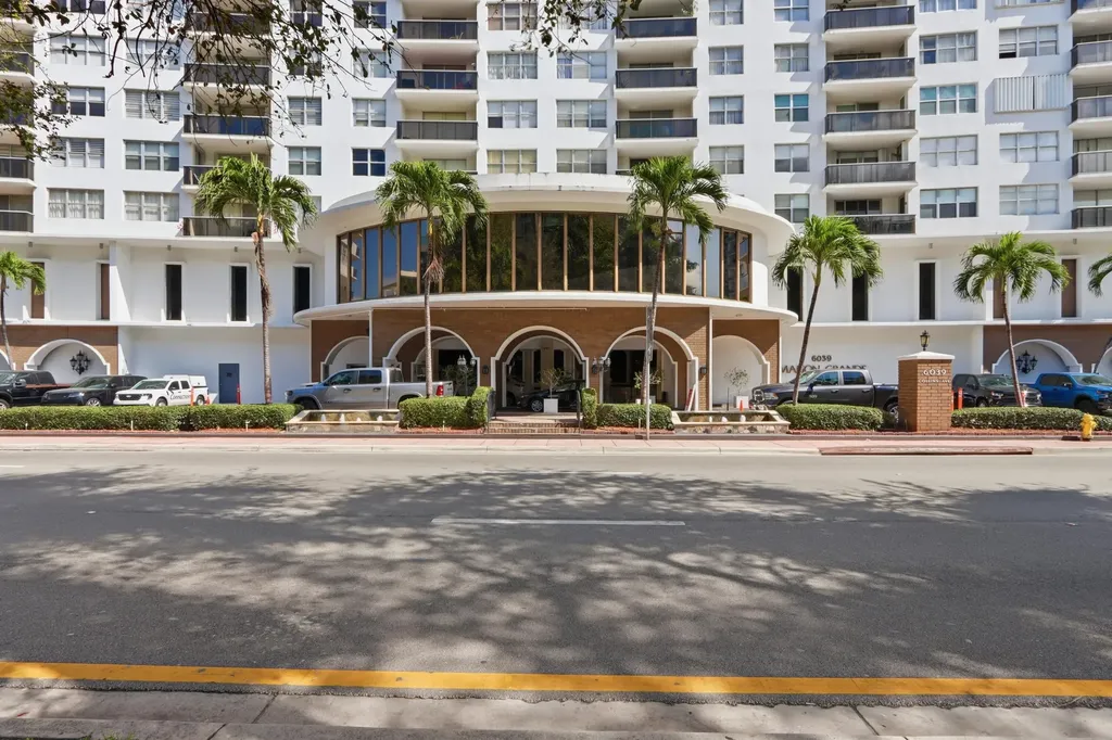 6039 Collins Avenue Miami Beach FL 33140