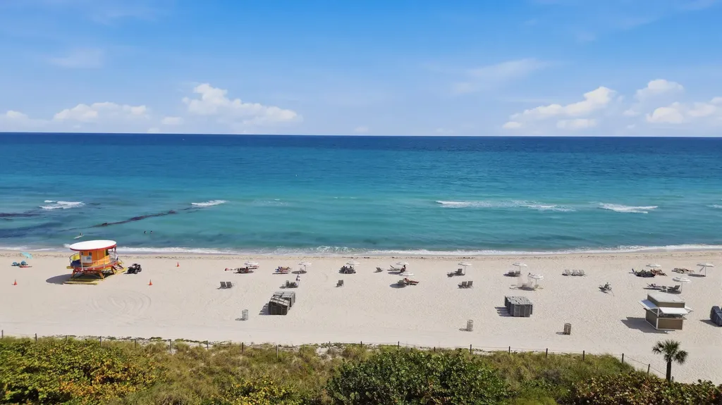 6039 Collins Avenue Miami Beach FL 33140