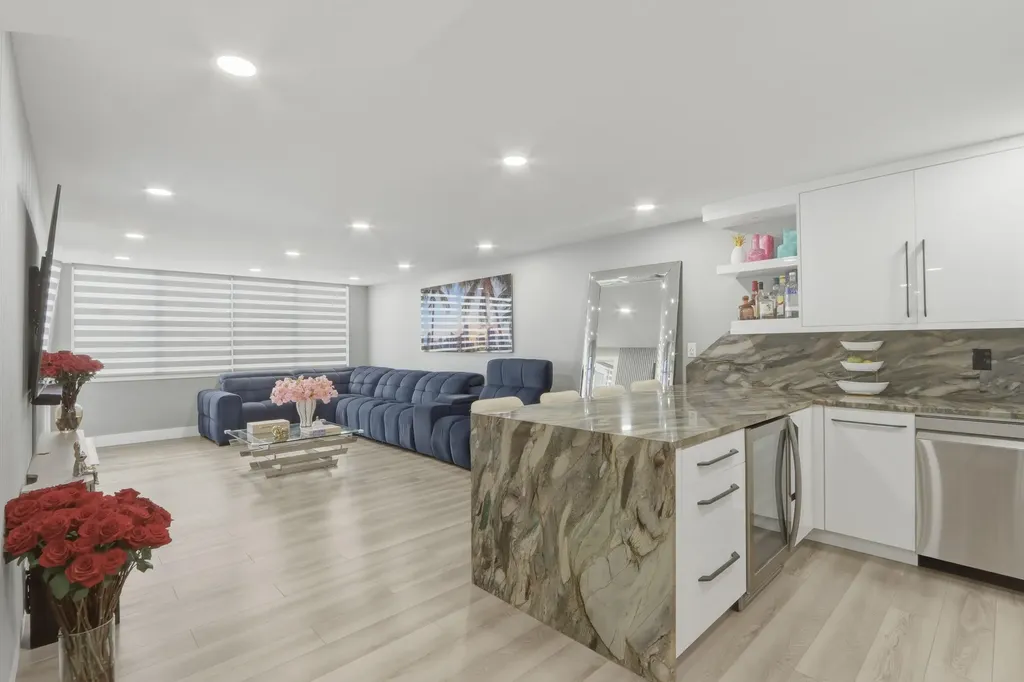 6039 Collins Avenue Miami Beach FL 33140