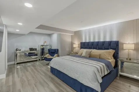 6039 Collins Avenue Miami Beach FL 33140