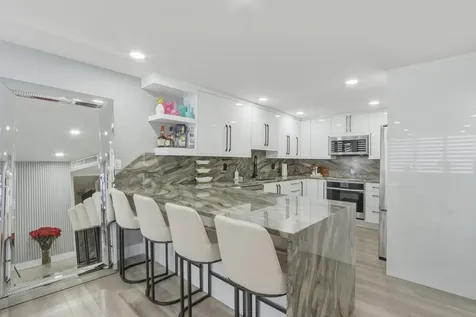 6039 Collins Avenue Miami Beach FL 33140