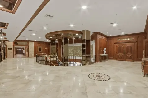 6039 Collins Avenue Miami Beach FL 33140