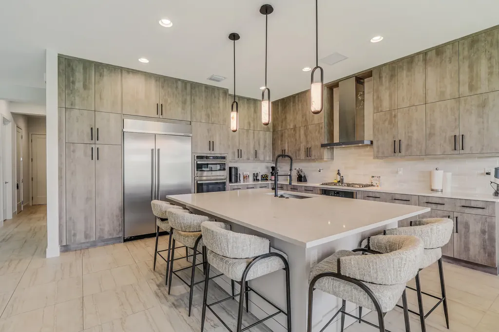 8283 Royal County Down Road Boca Raton FL 33434