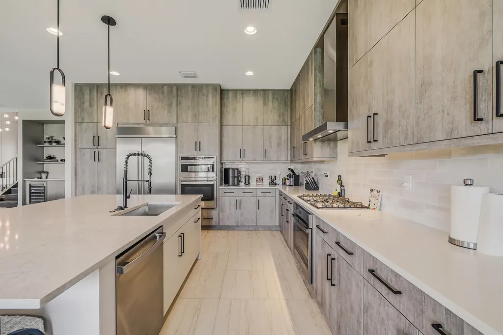 8283 Royal County Down Road Boca Raton FL 33434