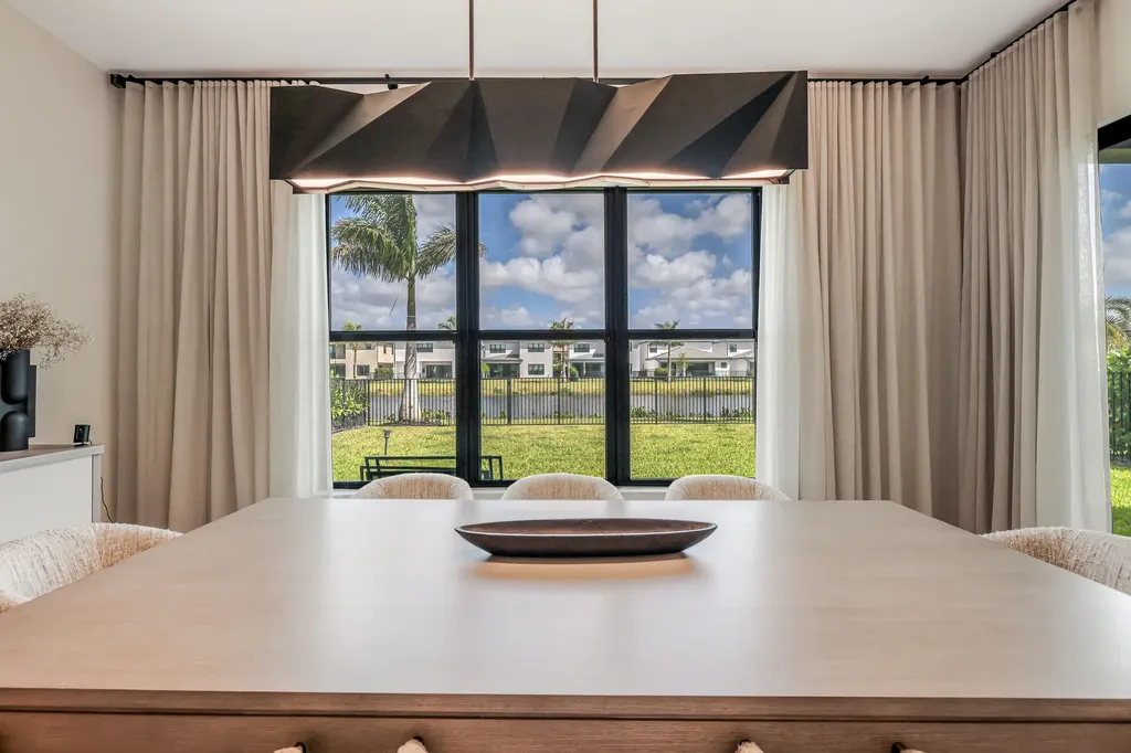 8283 Royal County Down Road Boca Raton FL 33434