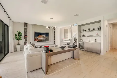 8283 Royal County Down Road Boca Raton FL 33434