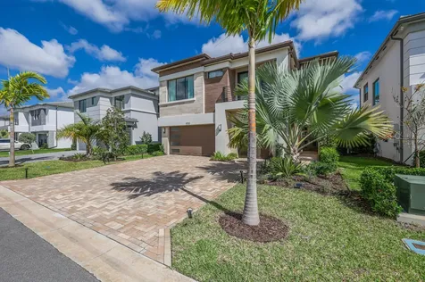 8283 Royal County Down Road Boca Raton FL 33434