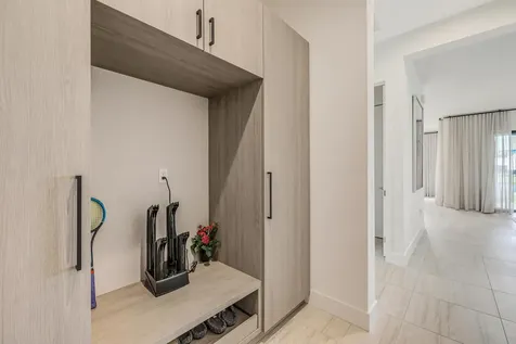 8283 Royal County Down Road Boca Raton FL 33434