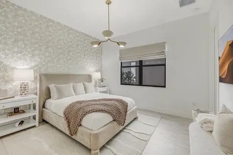 8283 Royal County Down Road Boca Raton FL 33434