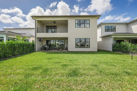 8283 Royal County Down Road Boca Raton FL 33434