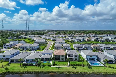 8283 Royal County Down Road Boca Raton FL 33434