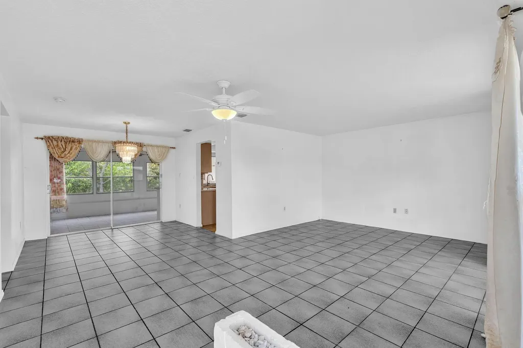 2445 NW 72nd Avenue Sunrise FL 33313