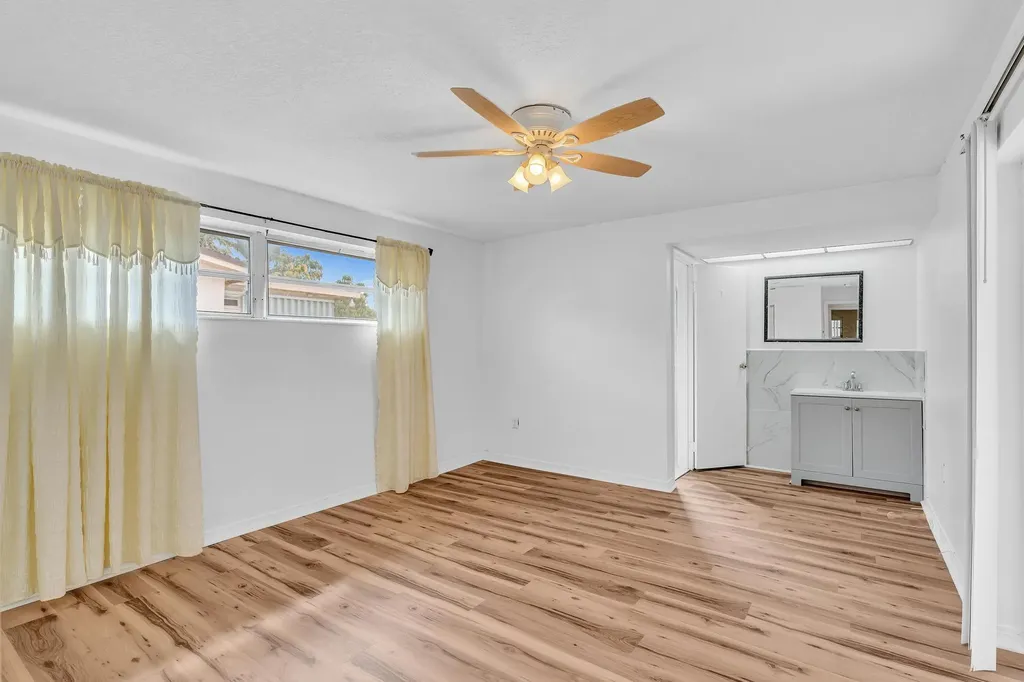 2445 NW 72nd Avenue Sunrise FL 33313