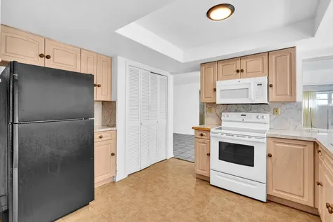 2445 NW 72nd Avenue Sunrise FL 33313