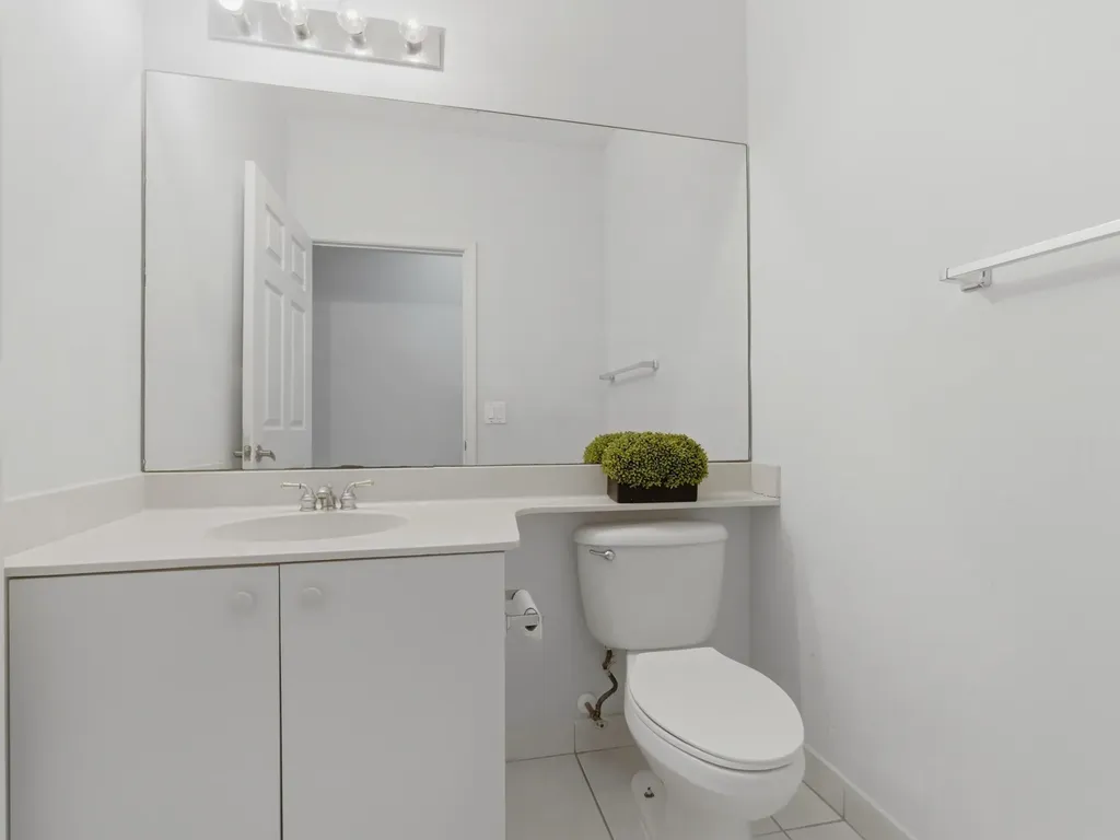2568 N Coral Trace Circle N Delray Beach FL 33445