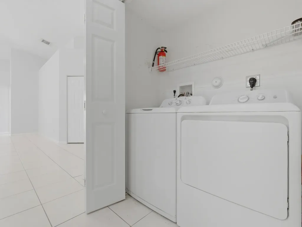 2568 N Coral Trace Circle N Delray Beach FL 33445