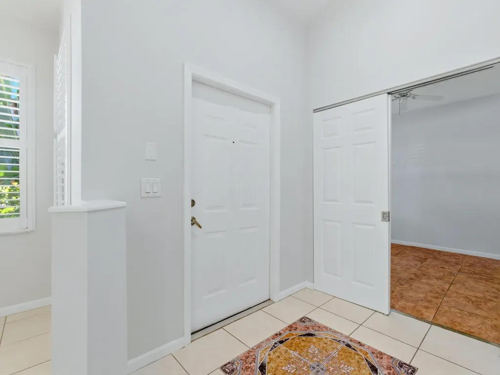 2568 N Coral Trace Circle N Delray Beach FL 33445