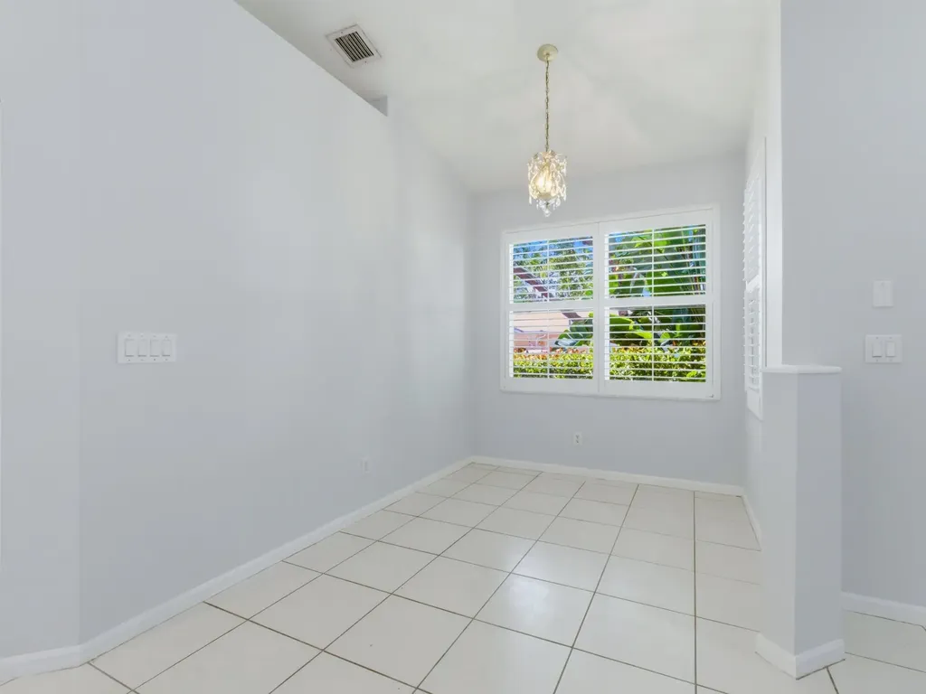 2568 N Coral Trace Circle N Delray Beach FL 33445