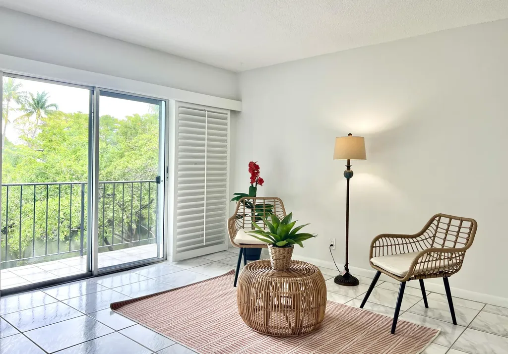 1785 N Andrews Square Fort Lauderdale FL 33311