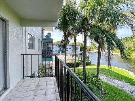 1785 N Andrews Square Fort Lauderdale FL 33311