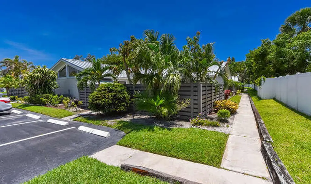 1801 S Us Highway 1 Jupiter FL 33477