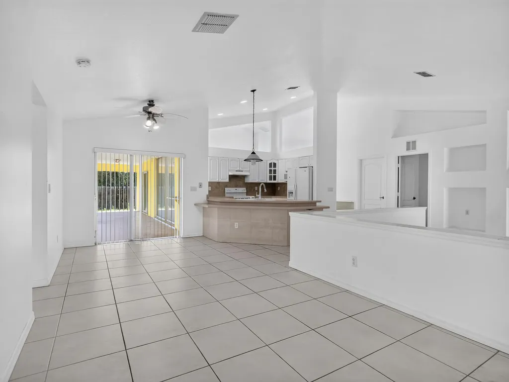 1881 SW Buttercup Avenue Port St Lucie FL 34953