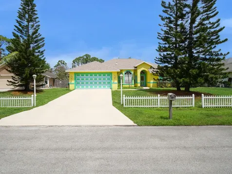 1881 SW Buttercup Avenue Port St Lucie FL 34953