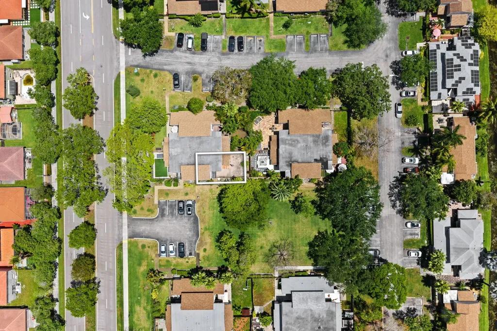 620 Commodore Drive Plantation FL 33325