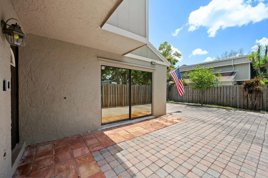 620 Commodore Drive Plantation FL 33325