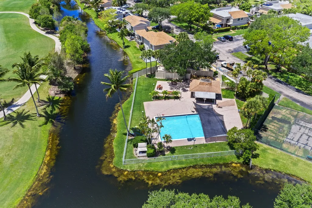 620 Commodore Drive Plantation FL 33325