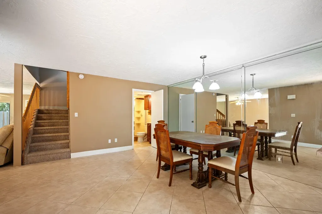 620 Commodore Drive Plantation FL 33325