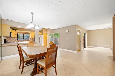 620 Commodore Drive Plantation FL 33325