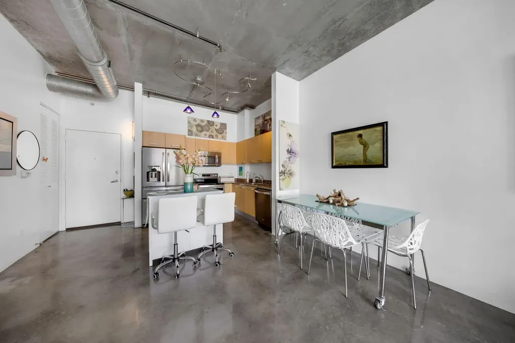 313 NE 2nd Street Fort Lauderdale FL 33301