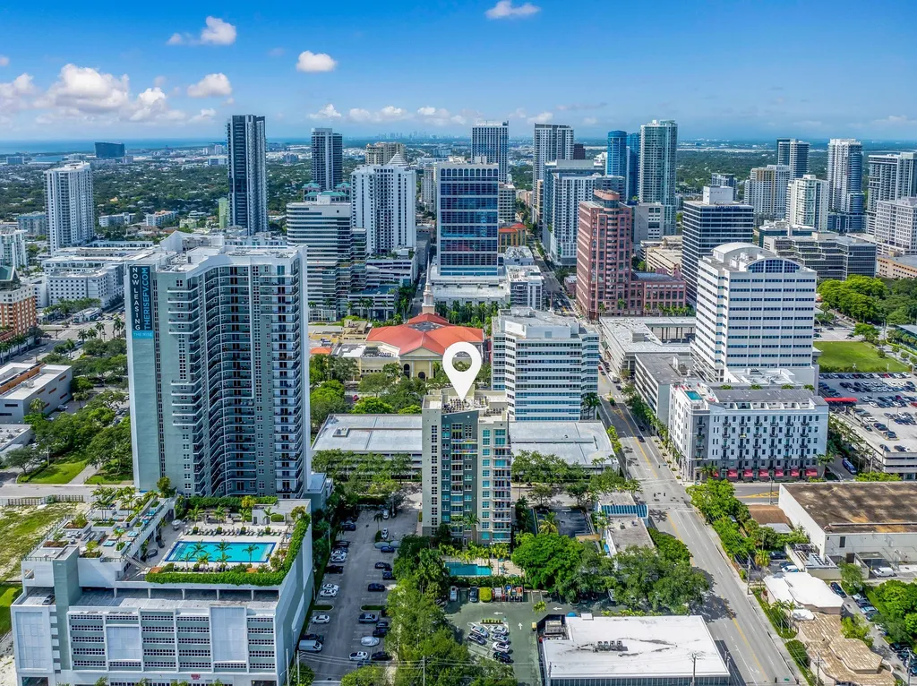 313 NE 2nd Street Fort Lauderdale FL 33301
