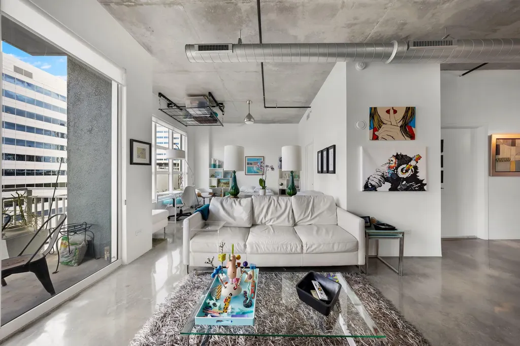 313 NE 2nd Street Fort Lauderdale FL 33301