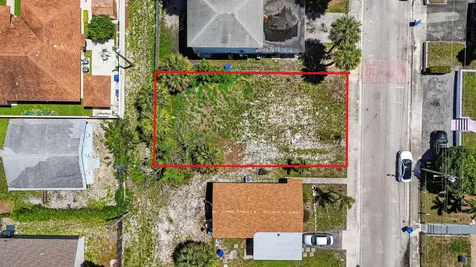 1204 W 35th Street Riviera Beach FL 33404