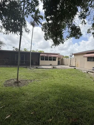 6971 SW 1st Court Pembroke Pines FL 33023