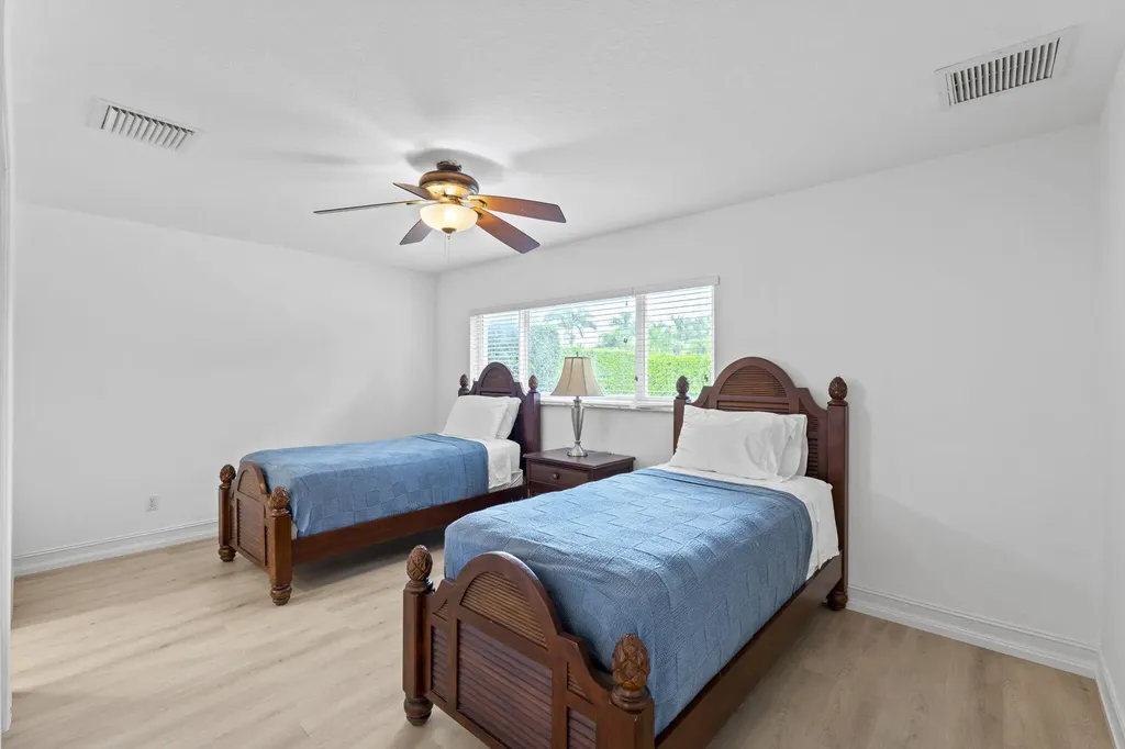 7447 NW 82nd Terrace Parkland FL 33067