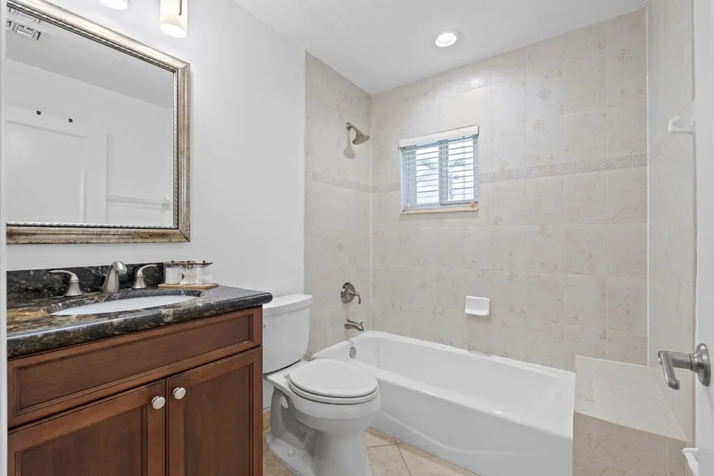 7447 NW 82nd Terrace Parkland FL 33067