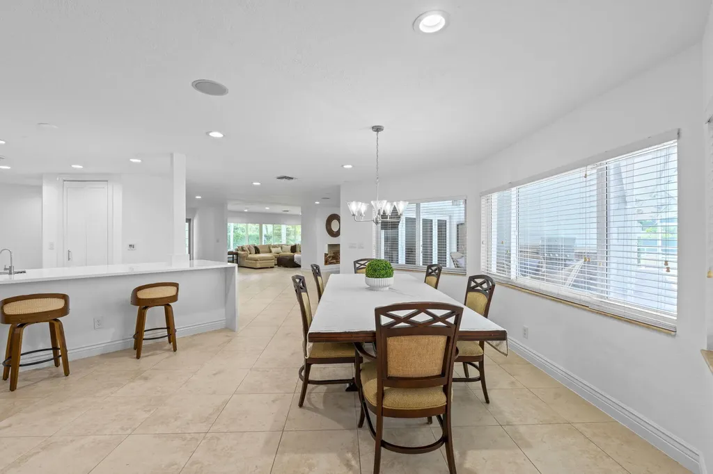 7447 NW 82nd Terrace Parkland FL 33067