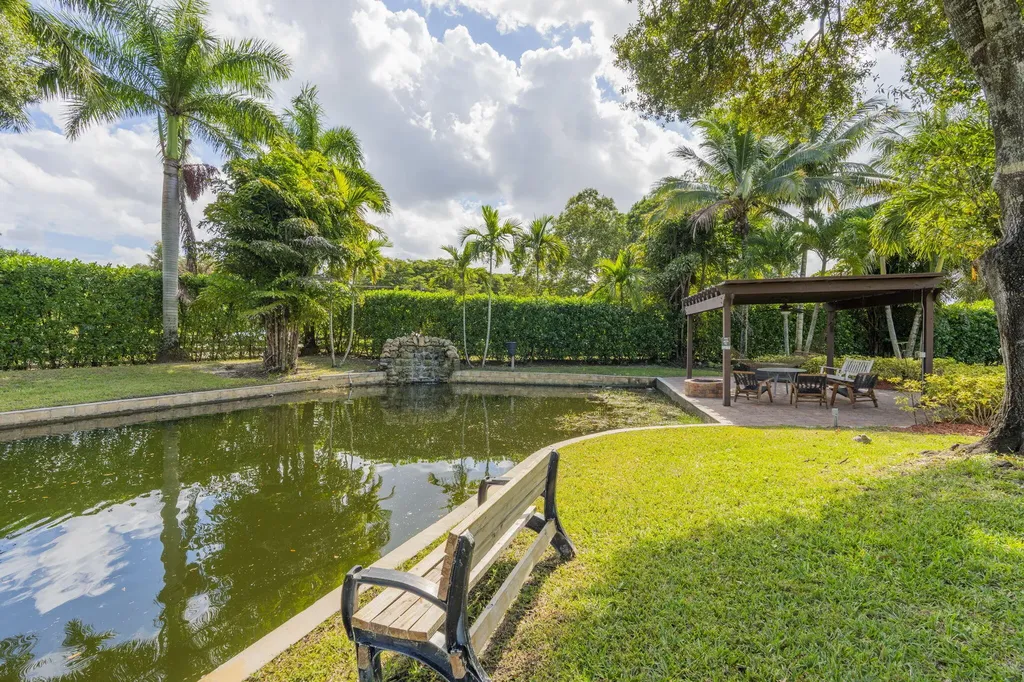 7447 NW 82nd Terrace Parkland FL 33067