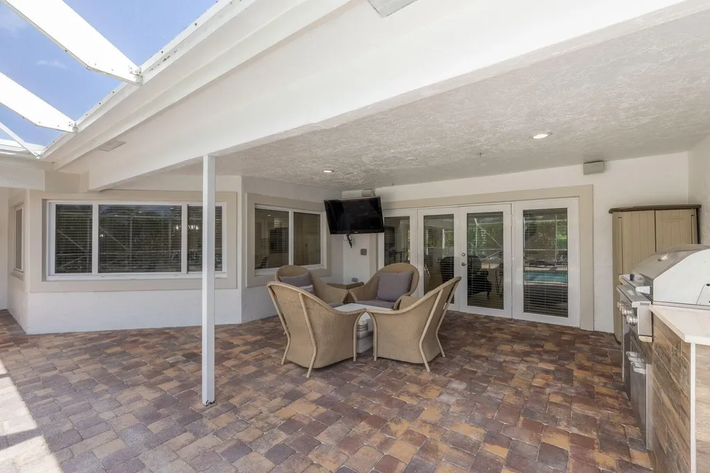 7447 NW 82nd Terrace Parkland FL 33067