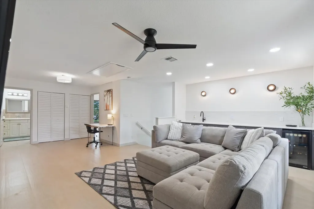 10076 El Caballo Court Delray Beach FL 33446